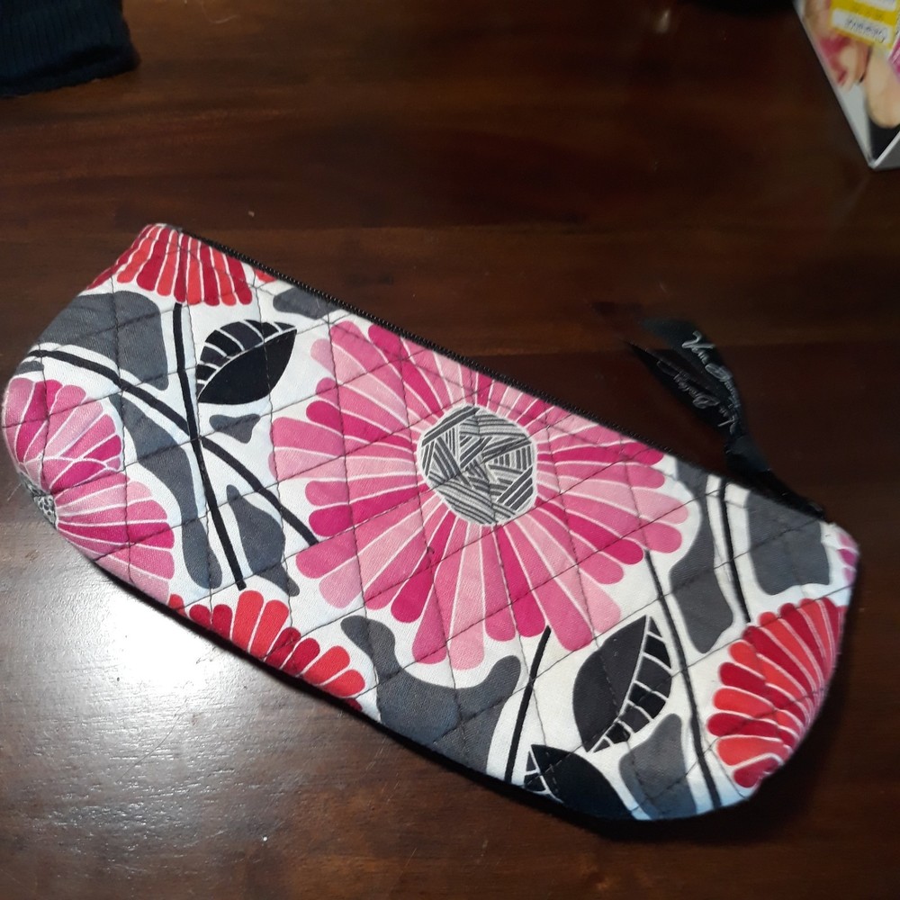 Vera Bradley zip pouch for pencils or cosmetics